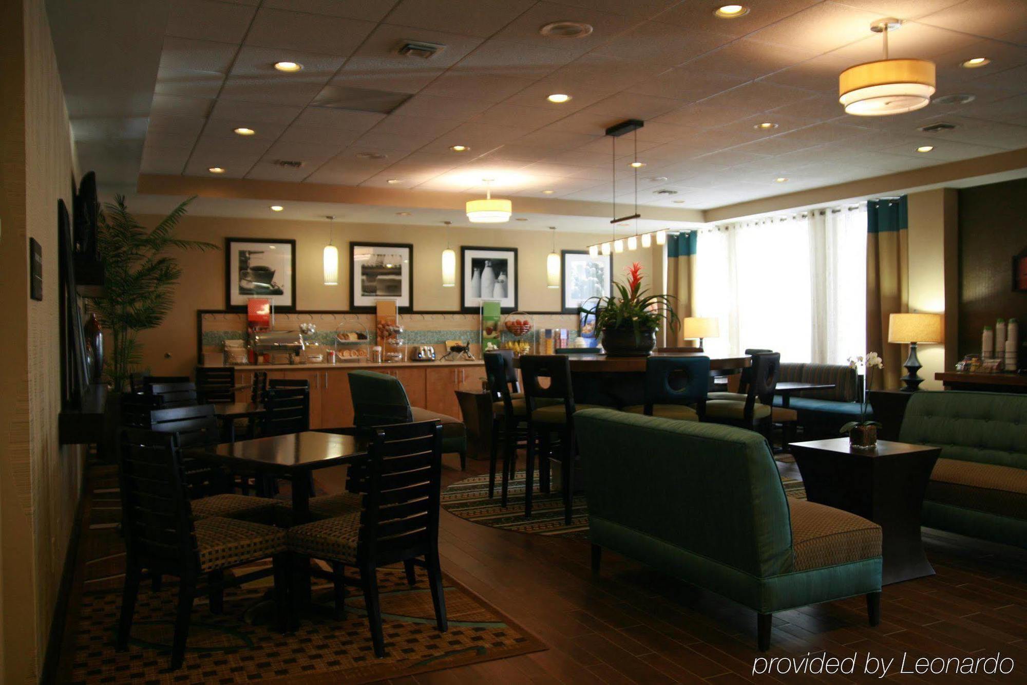 Baymont By Wyndham Columbus Ga Hotel Restaurant photo